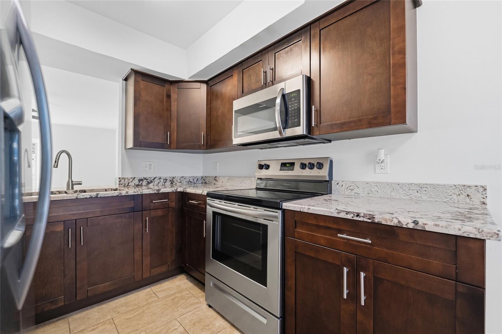 CARROLLWOOD VILLAGE PH III - Residential