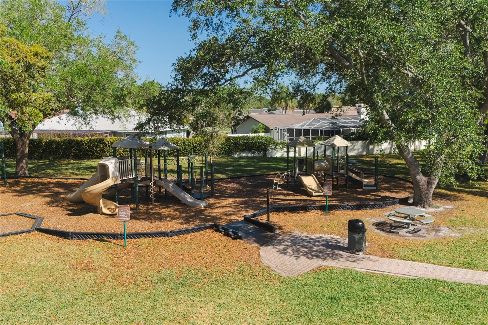 CARROLLWOOD VILLAGE PH III - Residential