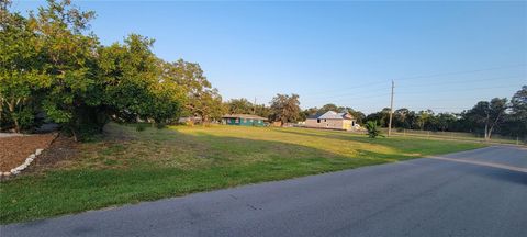 BONITO AVENUE NOKOMIS FL 34275
