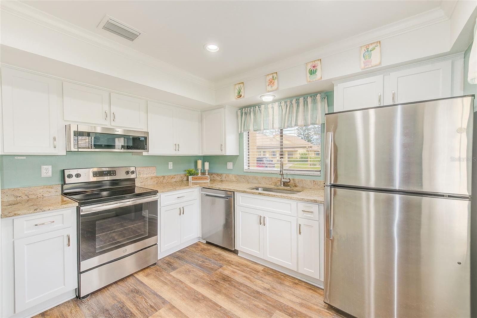 2546 OAKLEAF LANE 35D