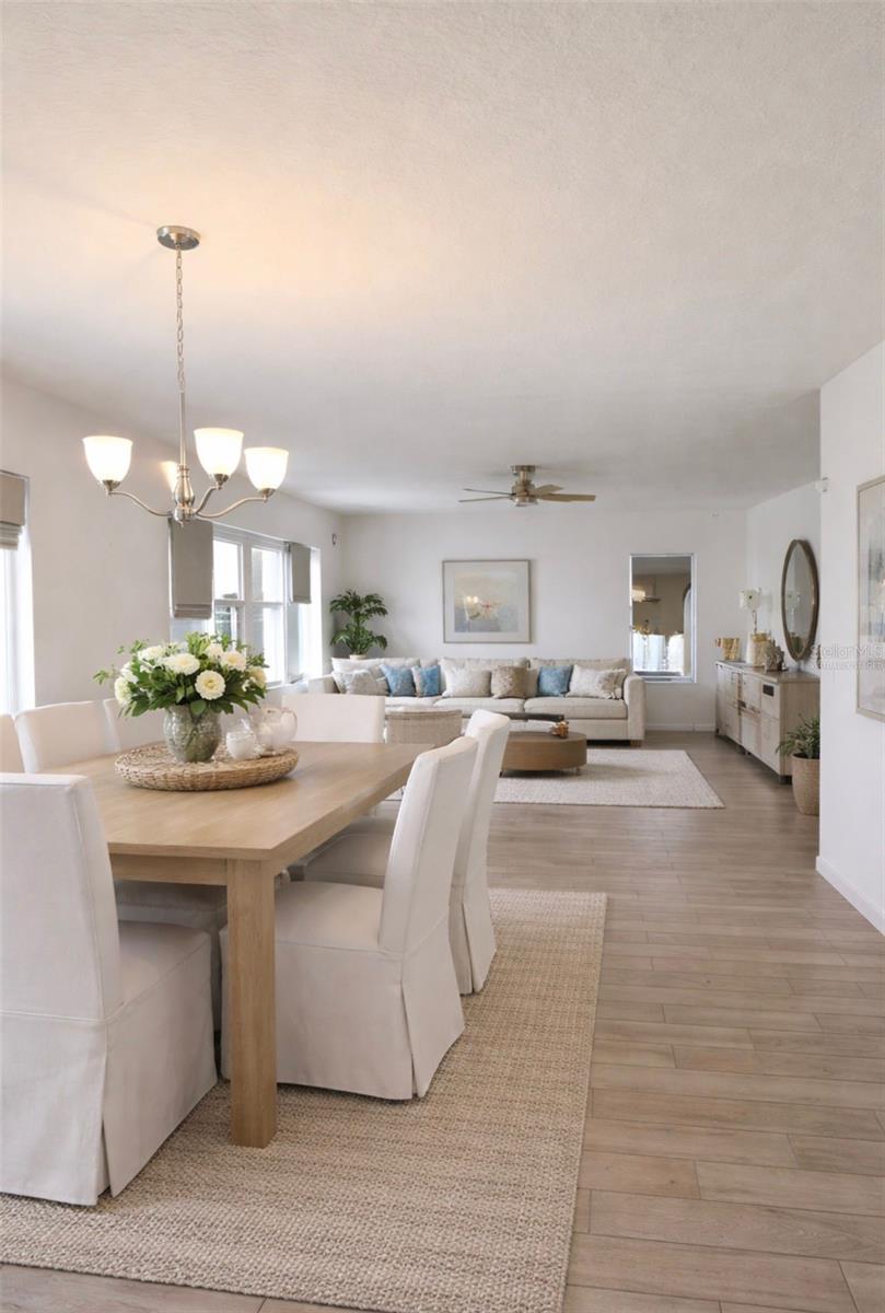 SAWGRASS LAKES PH FIVE - Residential