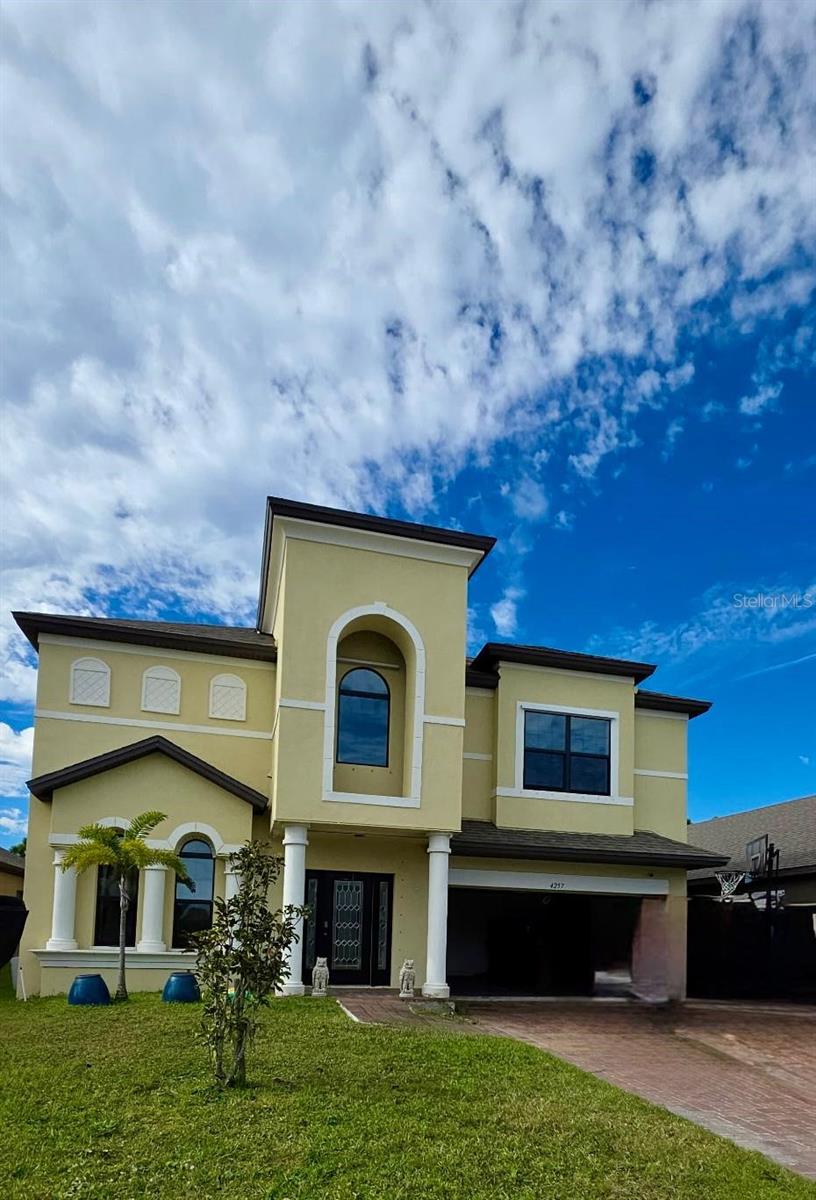 SAWGRASS LAKES PH FIVE - Residential