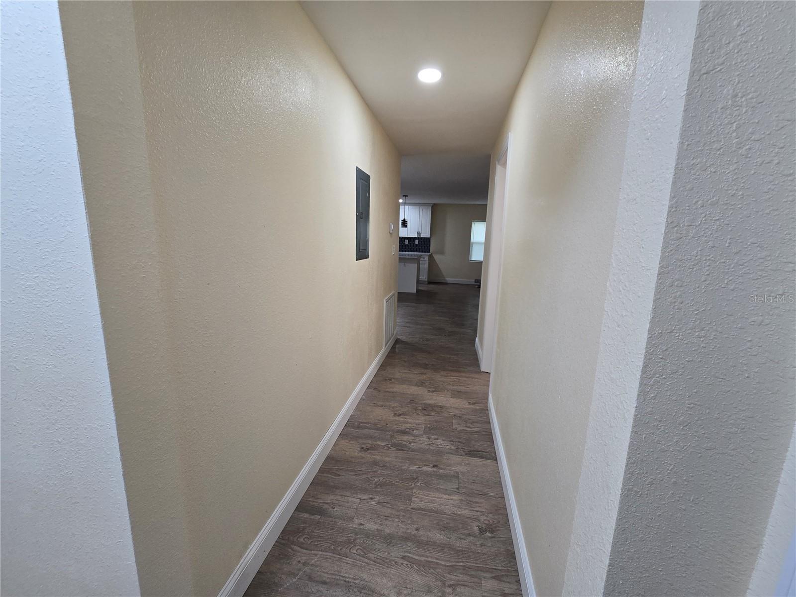 HOOKERS SUB - Residential