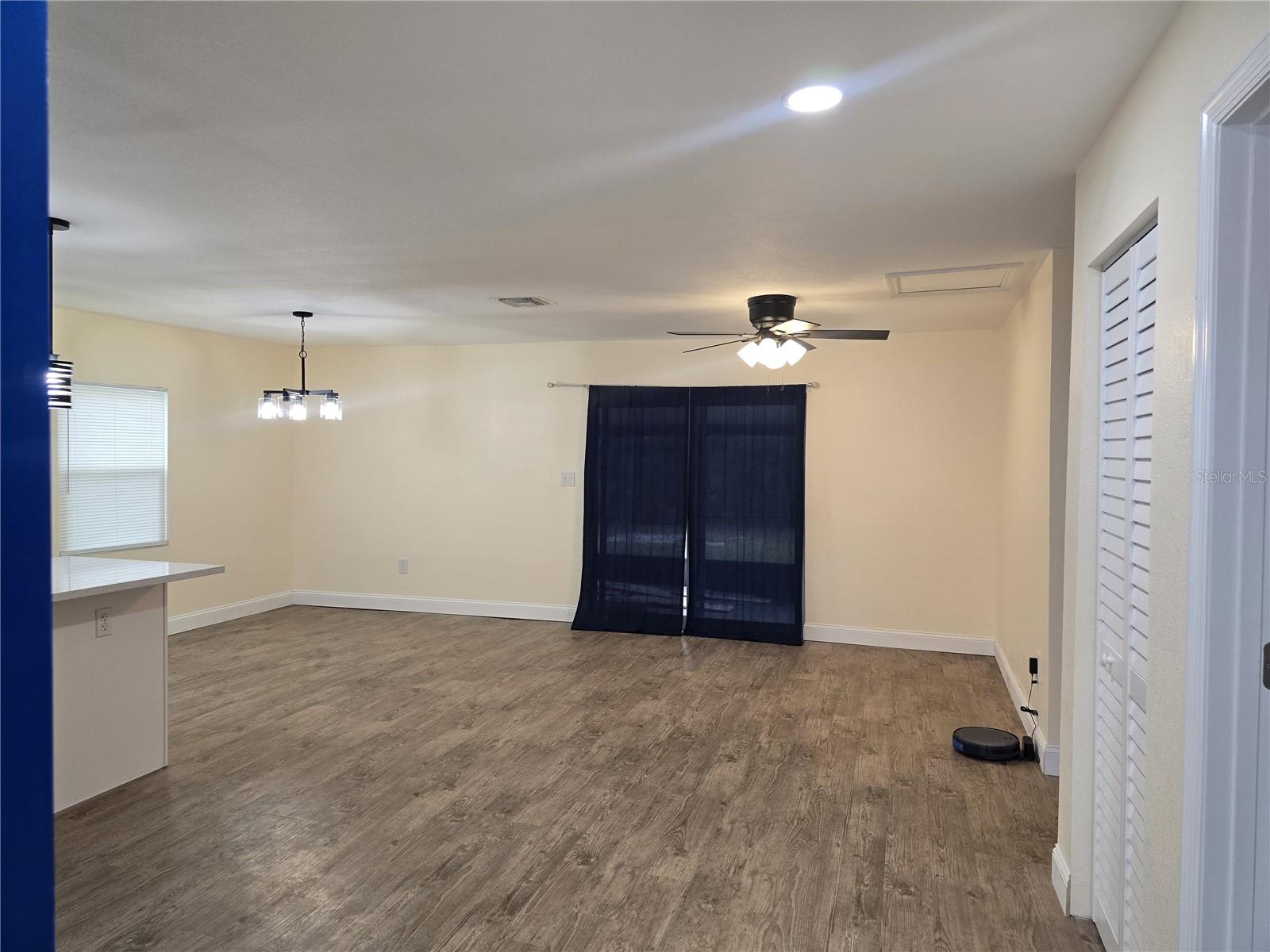 HOOKERS SUB - Residential