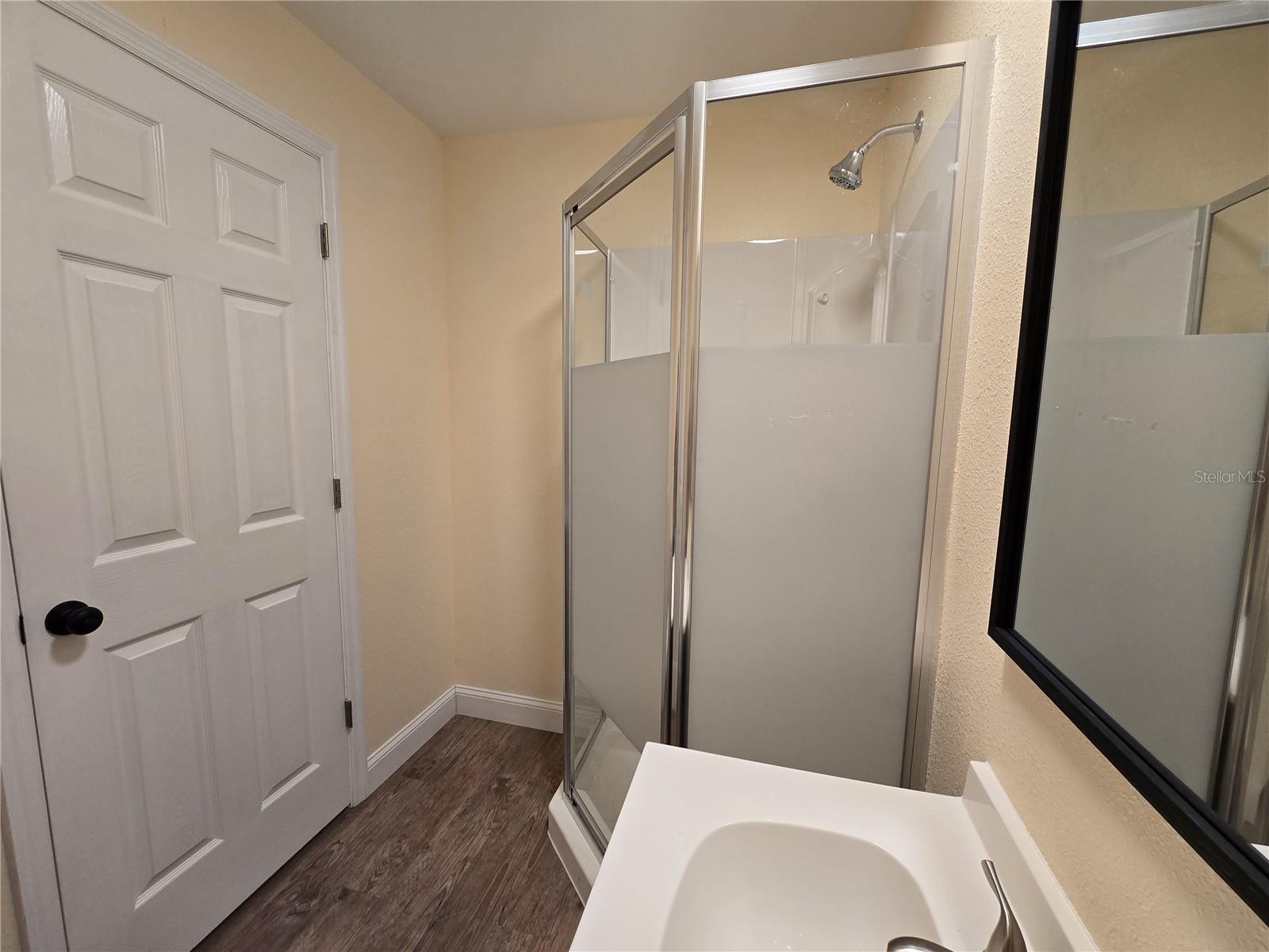 HOOKERS SUB - Residential