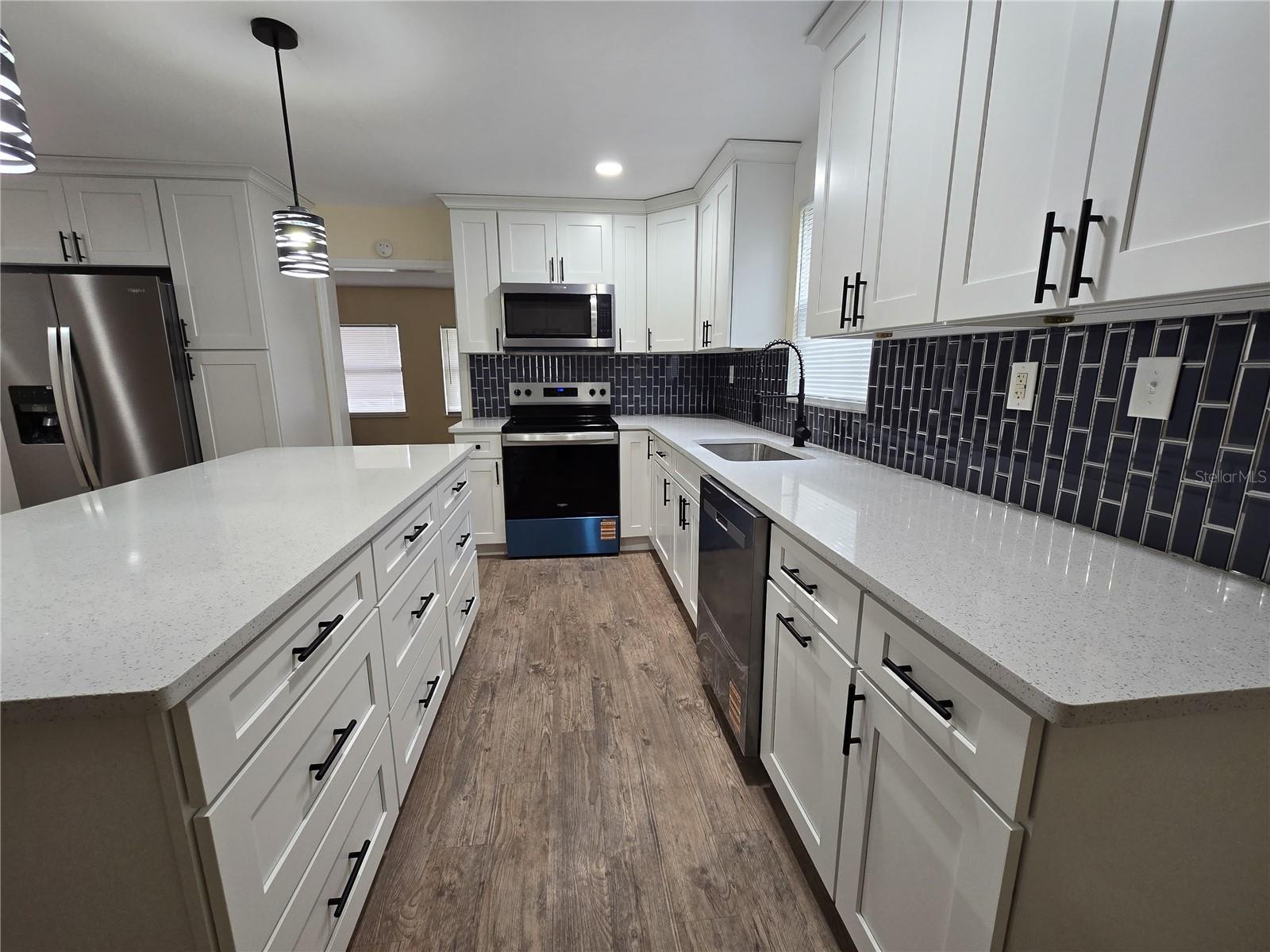 HOOKERS SUB - Residential