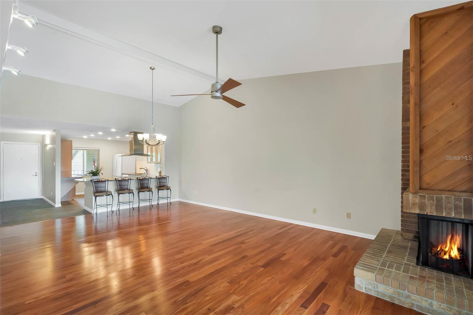 ESCONDIDO SEC 5 PH 2 - Residential Lease