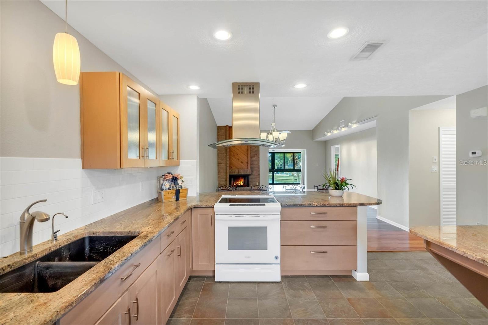 ESCONDIDO SEC 5 PH 2 - Residential Lease