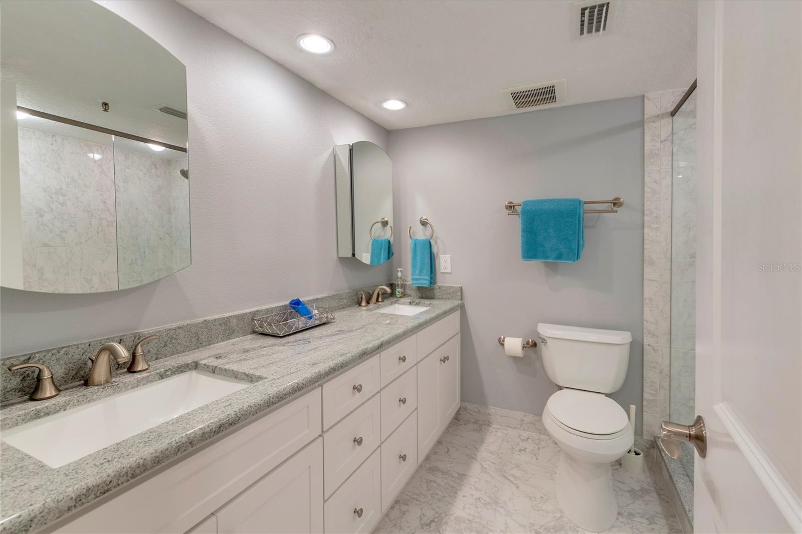 CABANA CLUB CONDO - Residential
