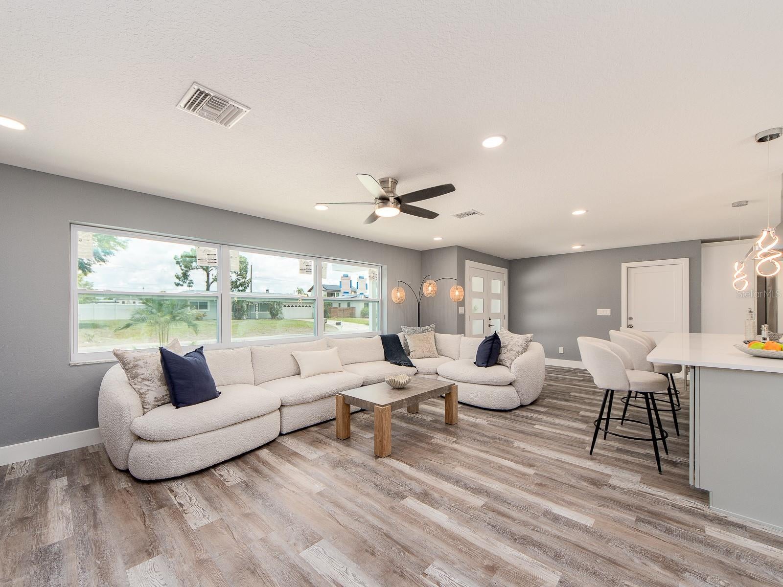 201 HARBOR BLUFF DRIVE