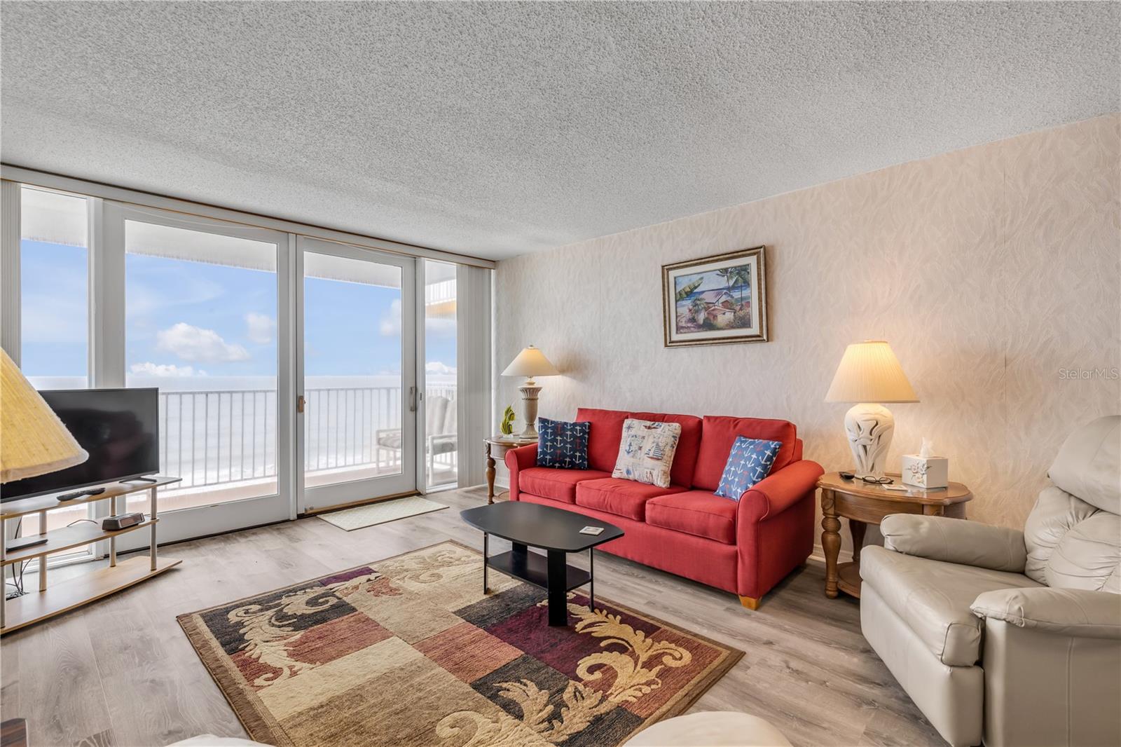 OCEAN VIEW TOWERS - Residential