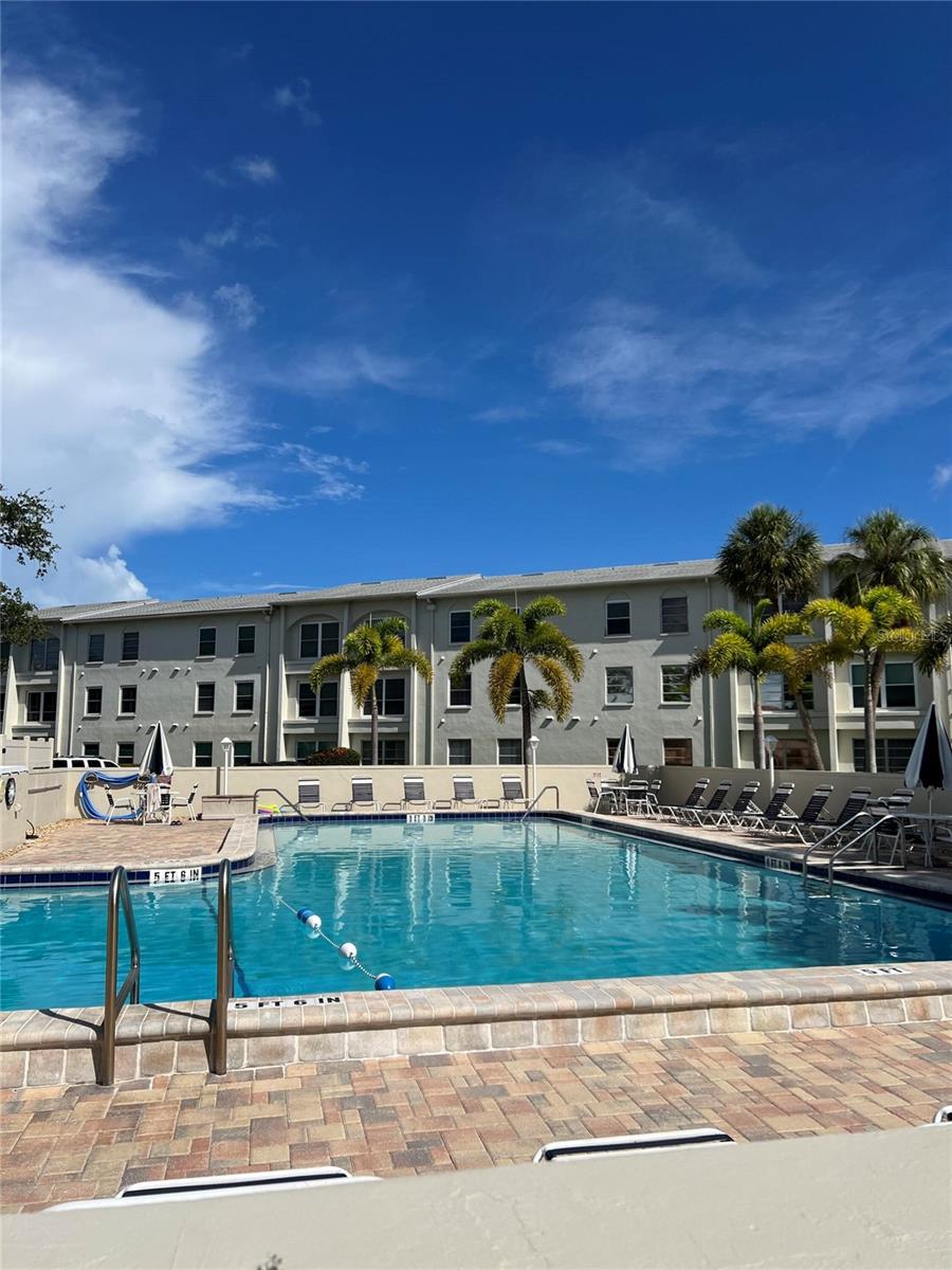 2700 BAYSHORE BOULEVARD 3111