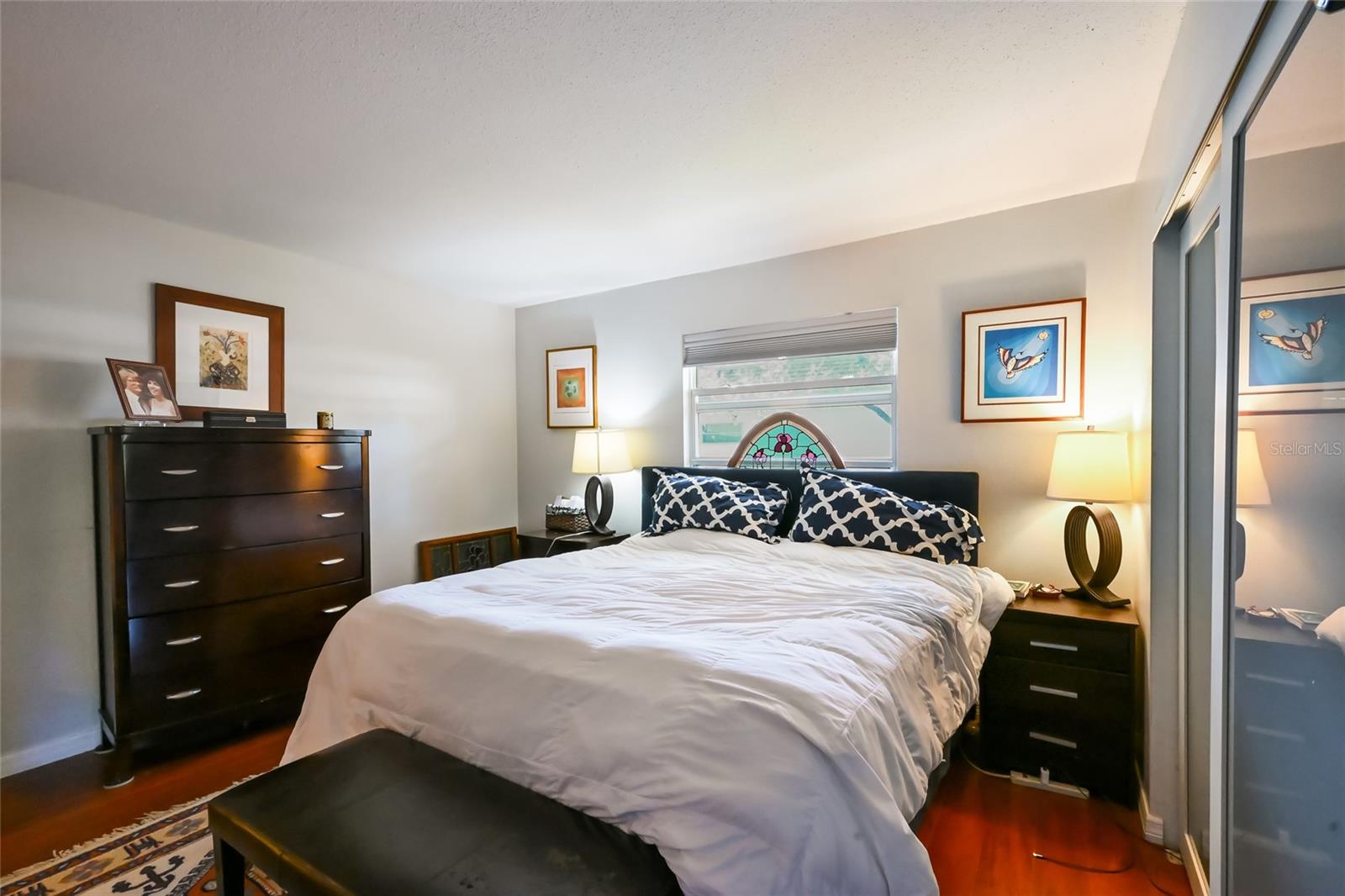 SUTTON PLACE - Residential