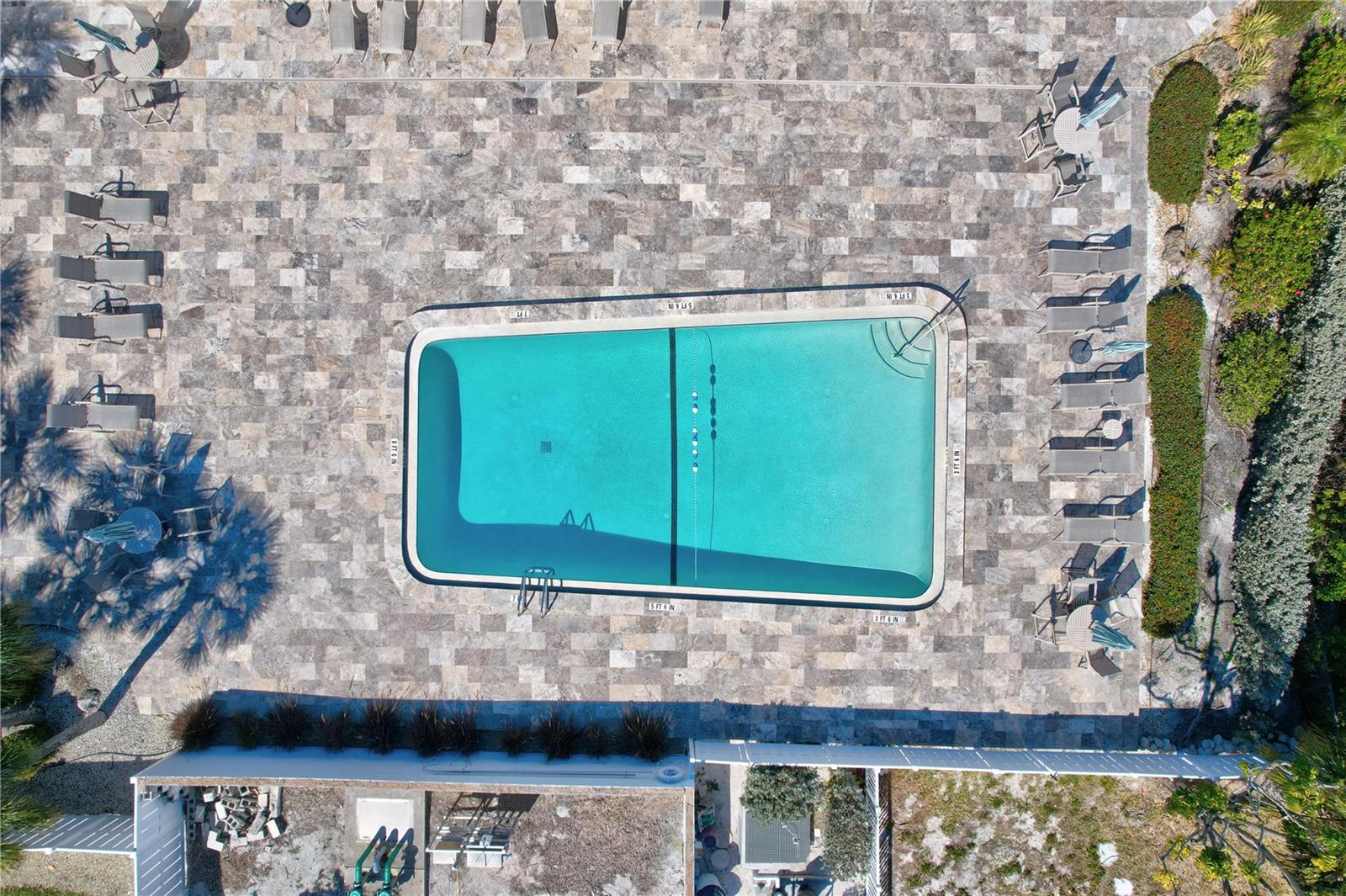 SUTTON PLACE - Residential