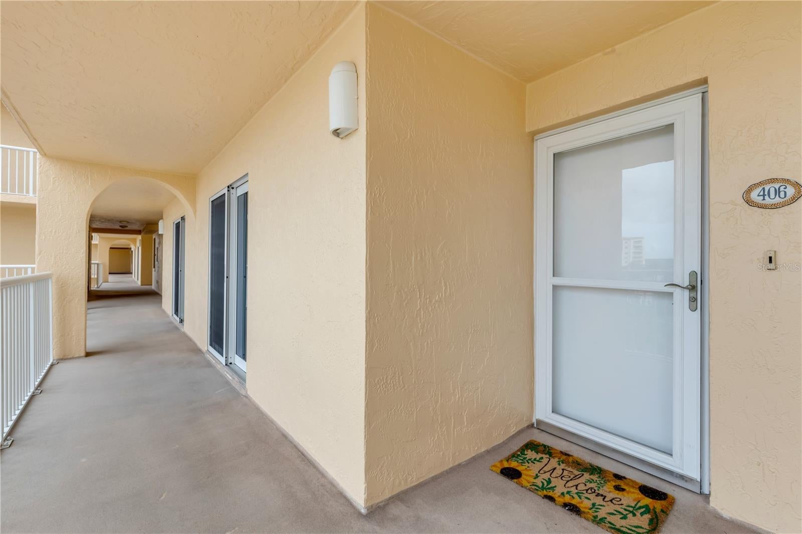 257 MINORCA BEACH WAY 406