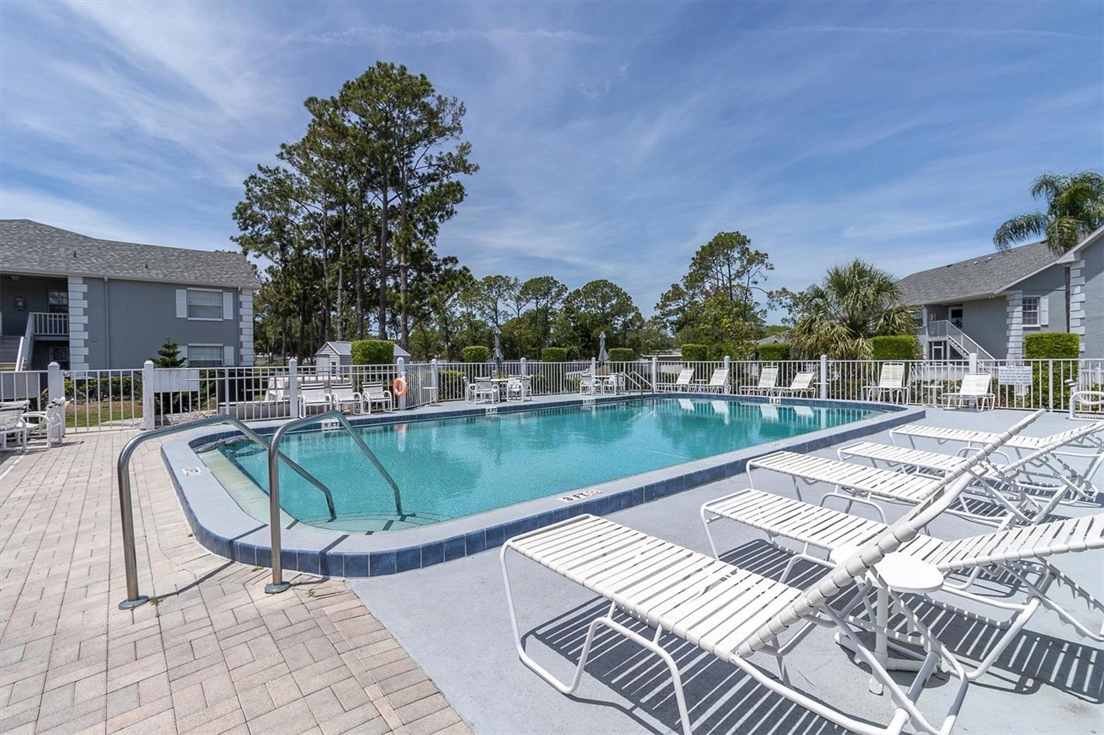 HILLSIDE CONDO - Residential