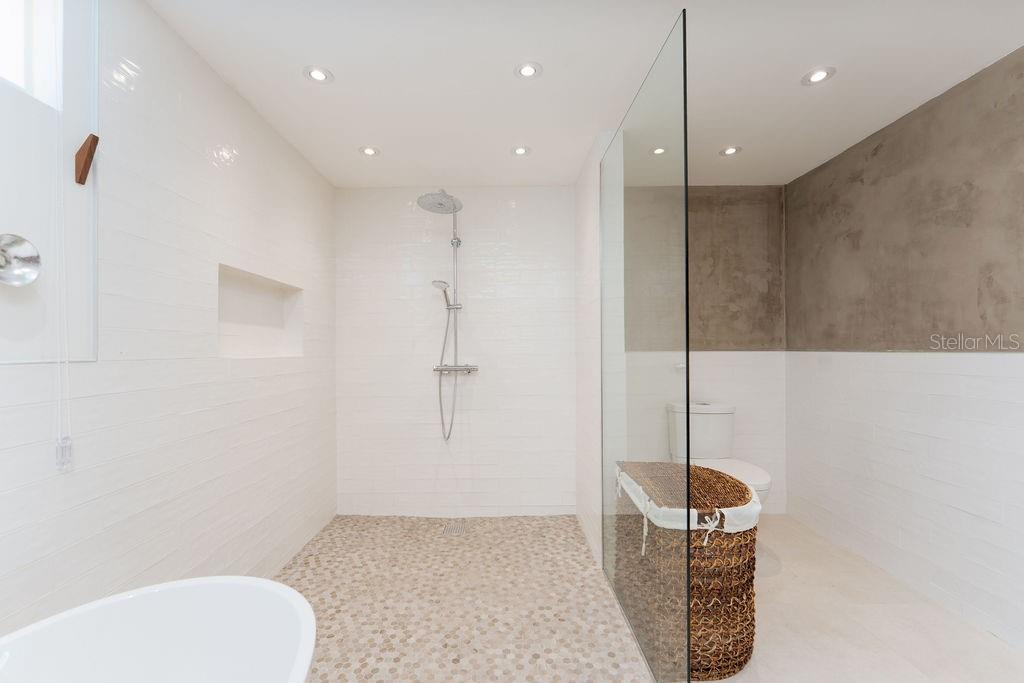 SABANERA DE DORADO - Residential