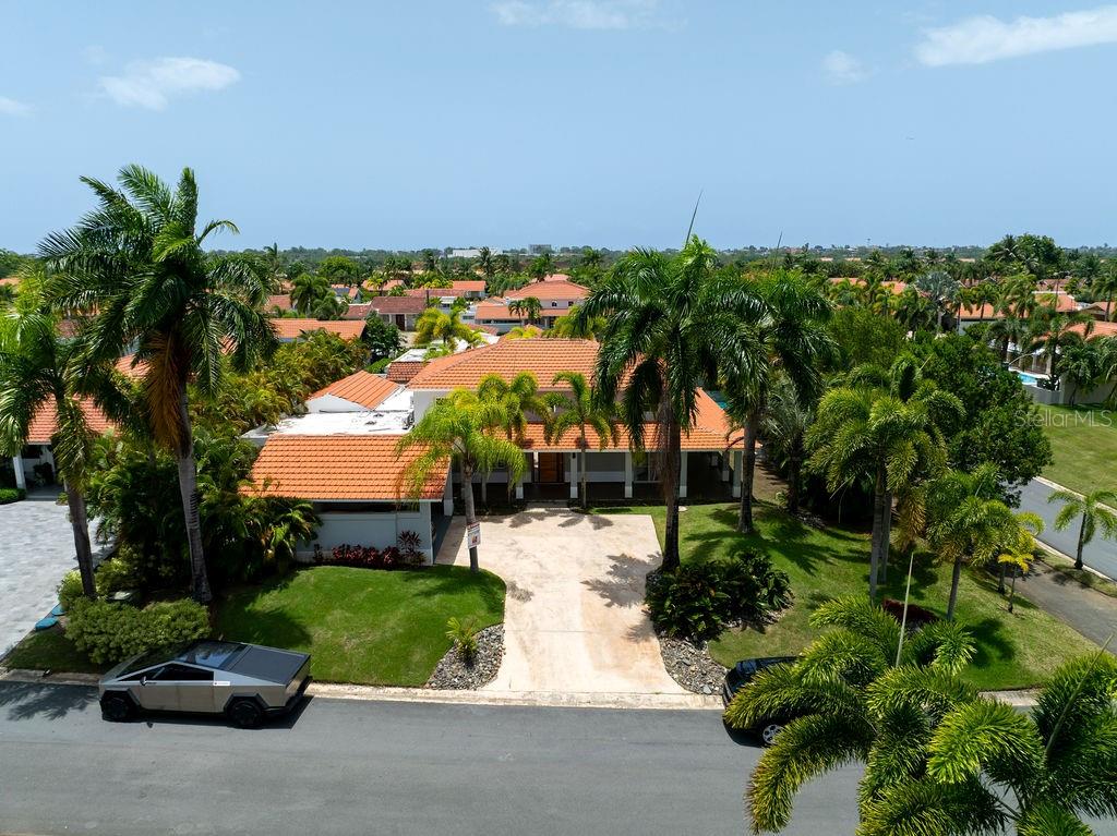 SABANERA DE DORADO - Residential