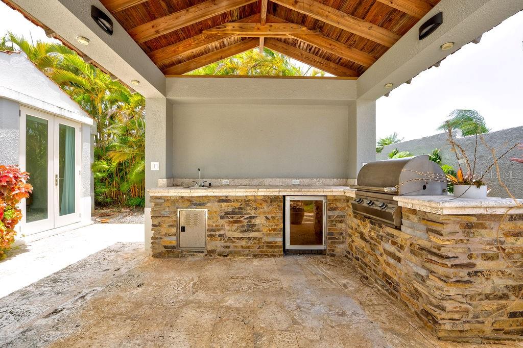 SABANERA DE DORADO - Residential
