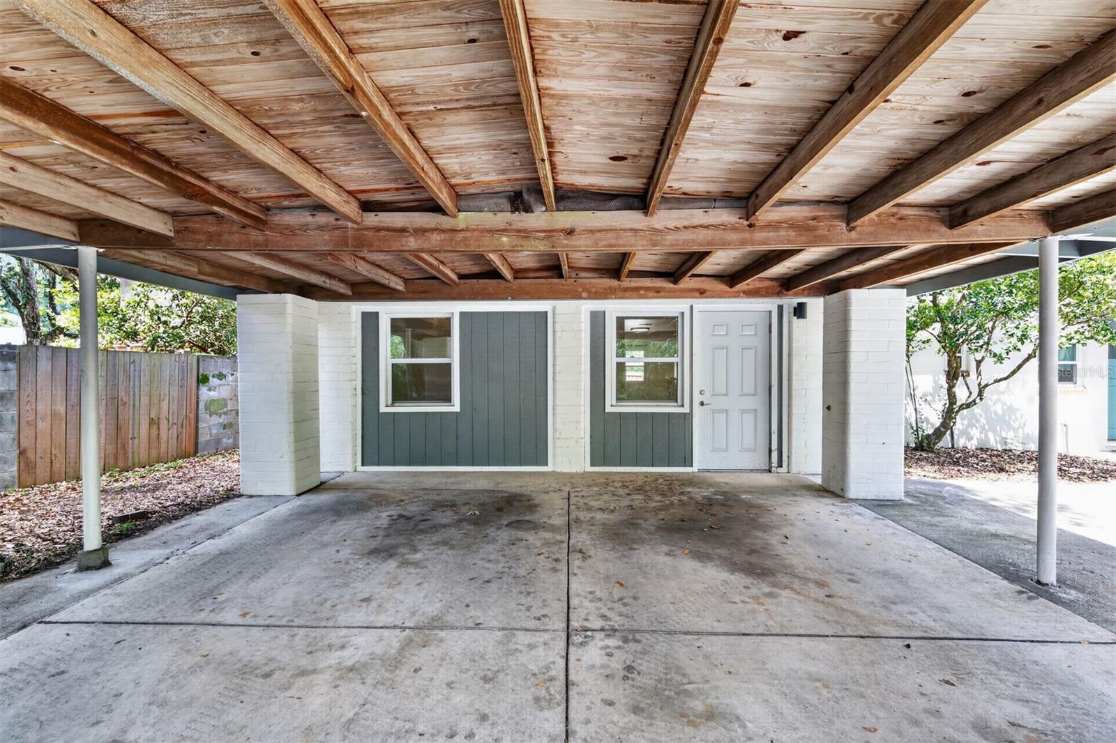 2707 NW 4TH AVENUE