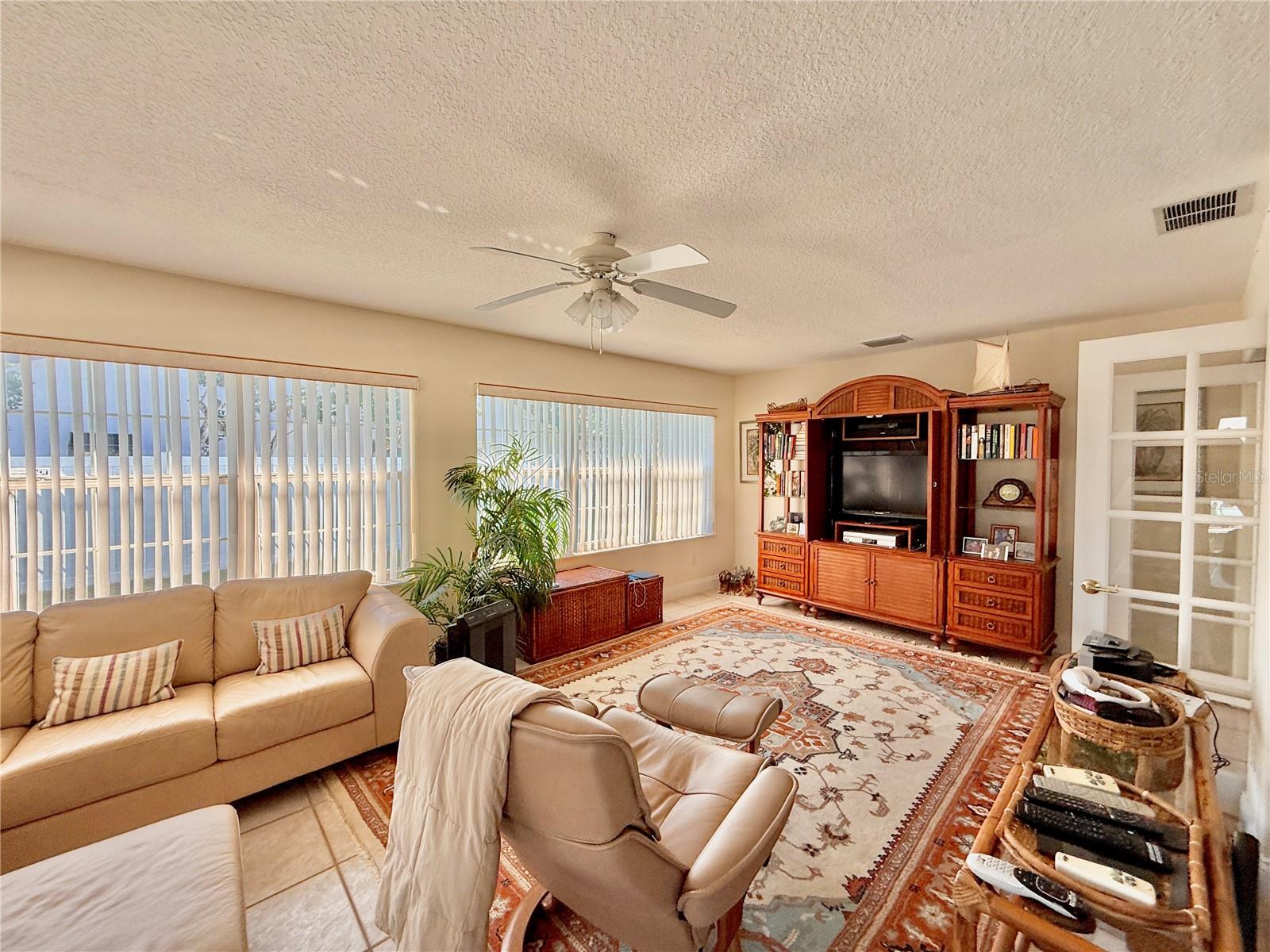 PALM COAST SEC 03 PALM HARBOR OFFICE PARK - Residential