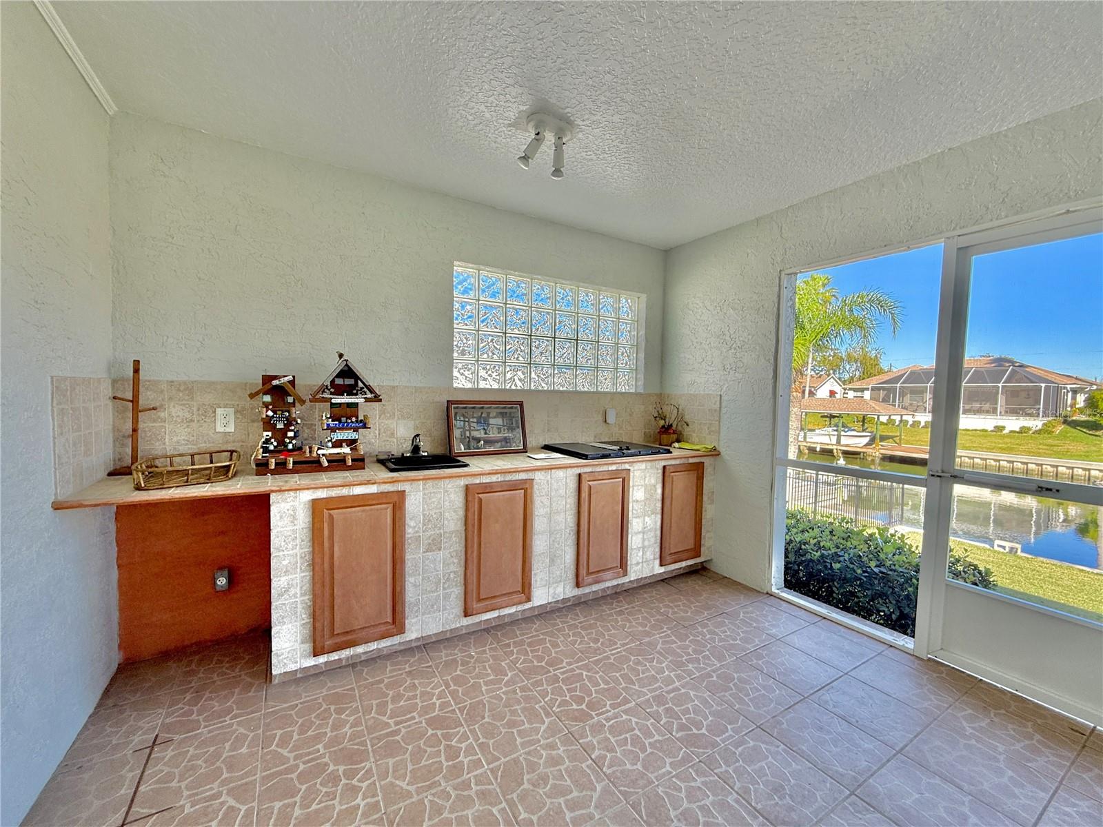 PALM COAST SEC 03 PALM HARBOR OFFICE PARK - Residential