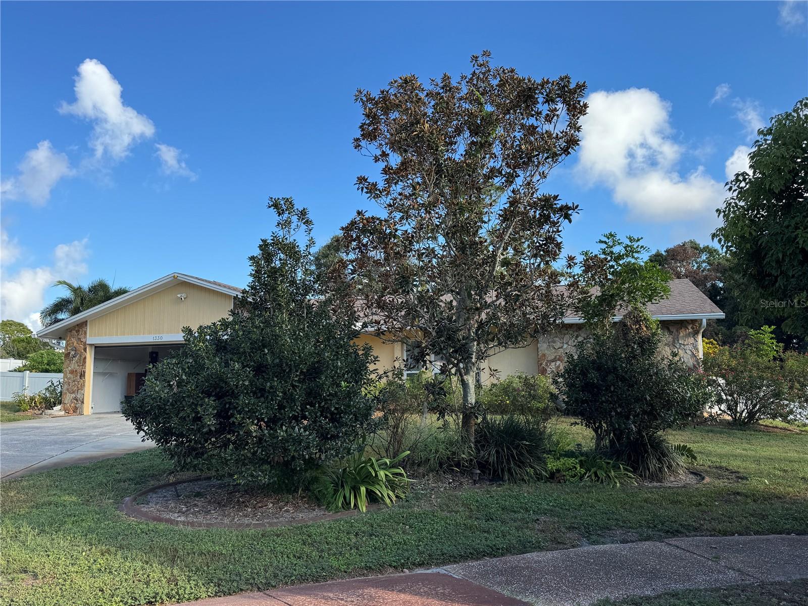 GULF CREST ESTATES - Residential Lease