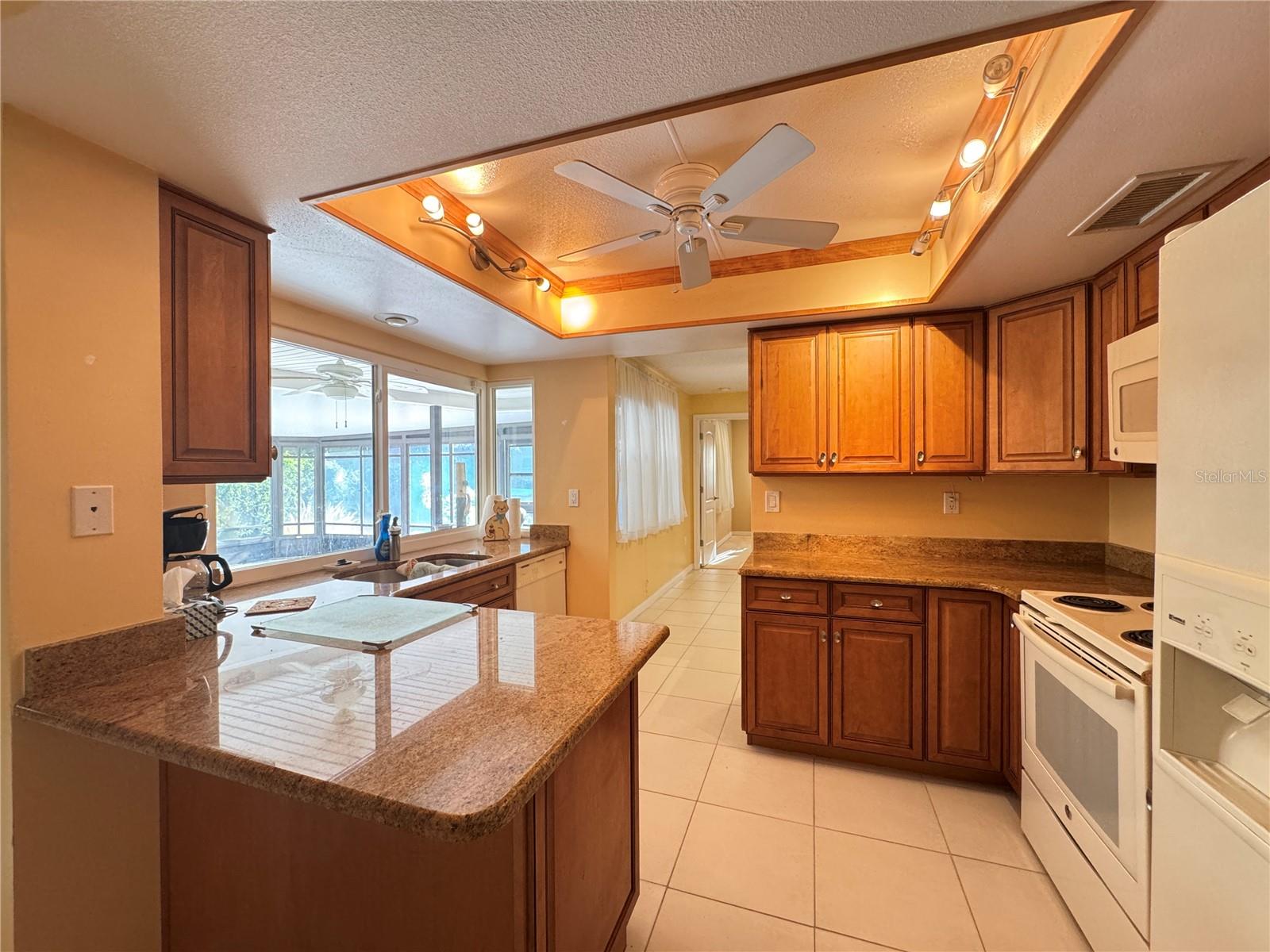 GULF CREST ESTATES - Residential Lease