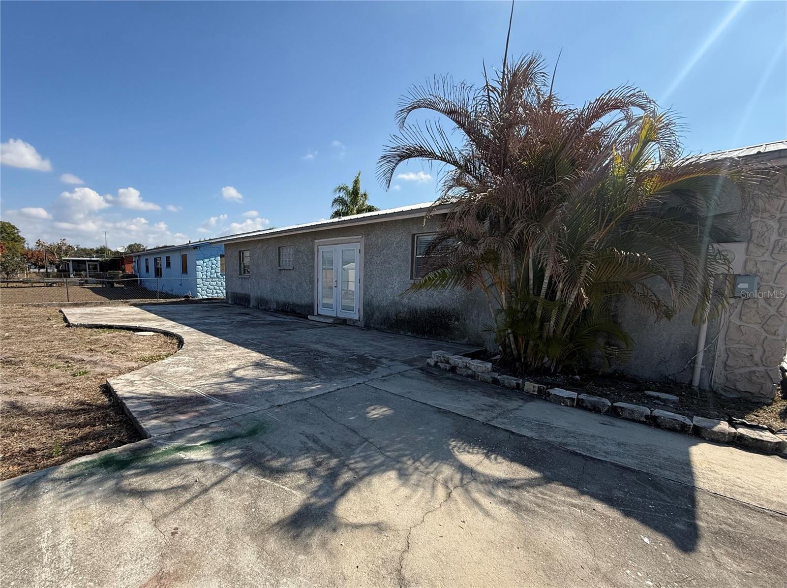 GOLDEN MELODY - Residential