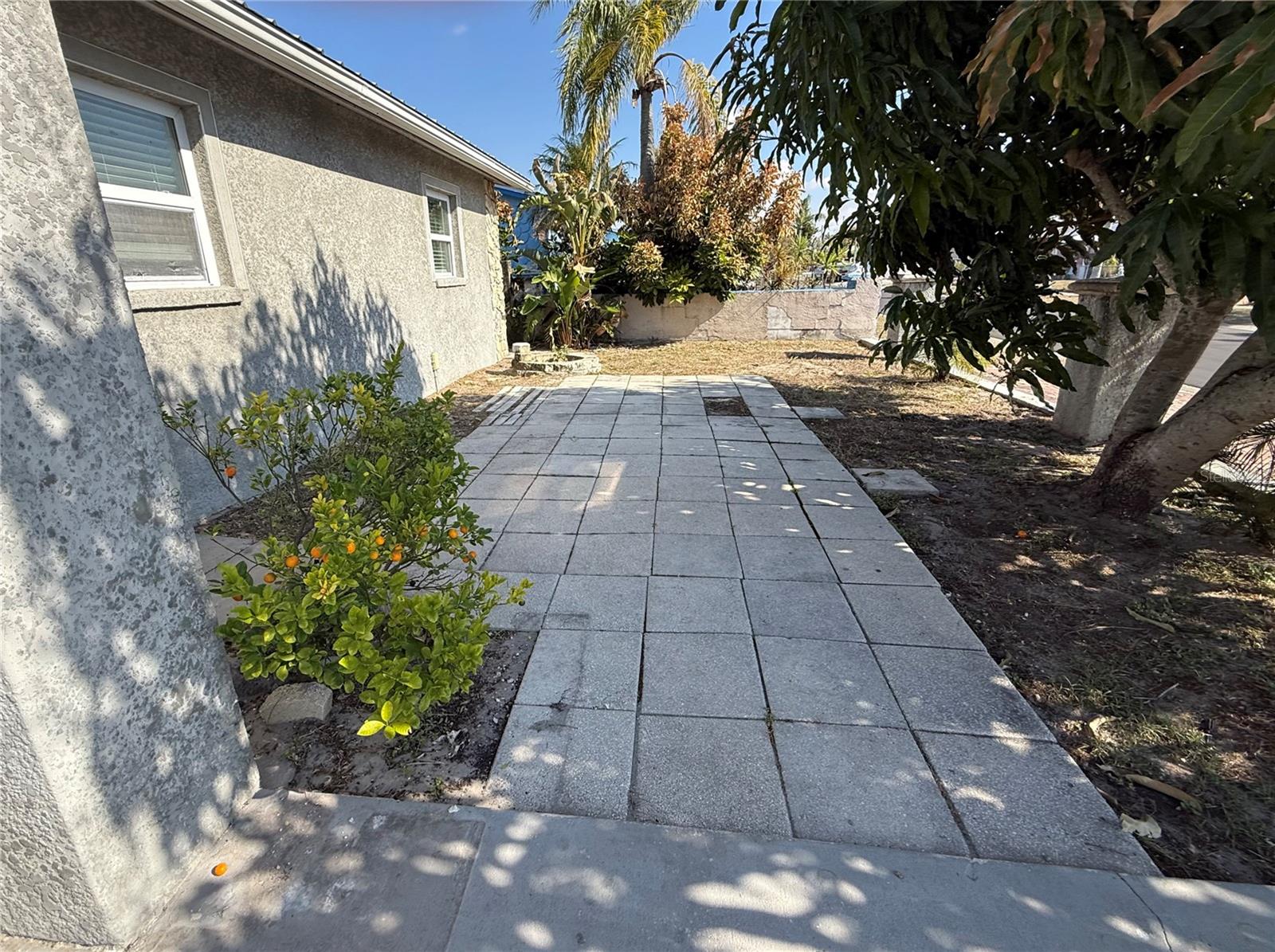 GOLDEN MELODY - Residential