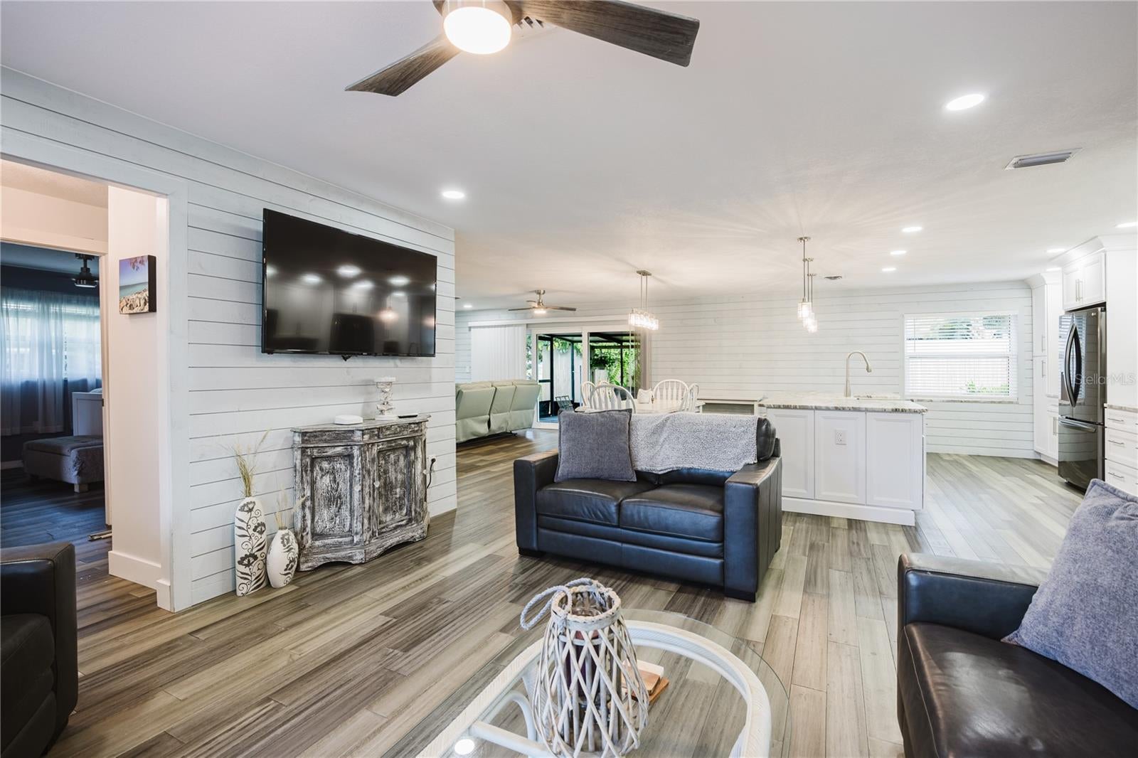 625 E BAFFIN DRIVE, VENICE, FL, 34293 4 625 E BAFFIN DRIVE