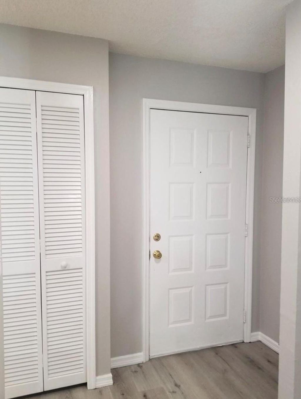 Photo of 19 Columbia Avenue, Saint Cloud, FL 34769 (MLS # O6365136)