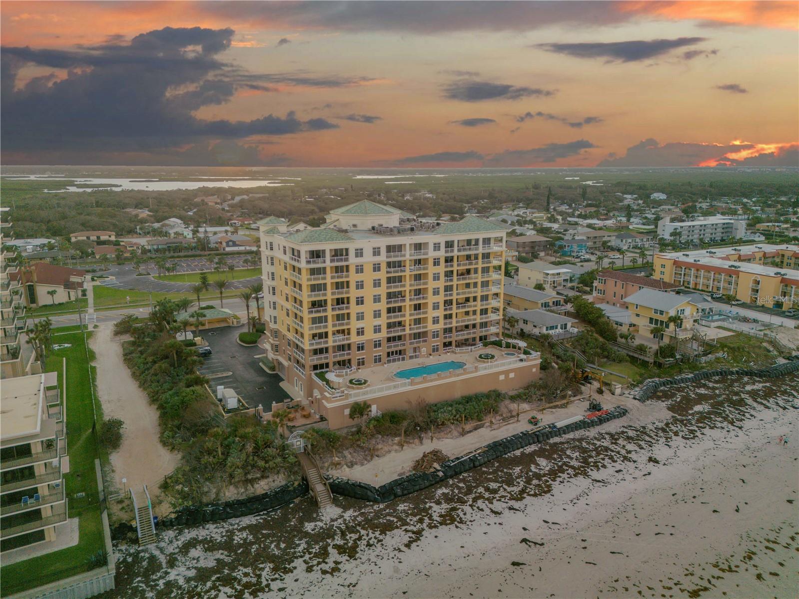 SEACREST CONDO - Residential