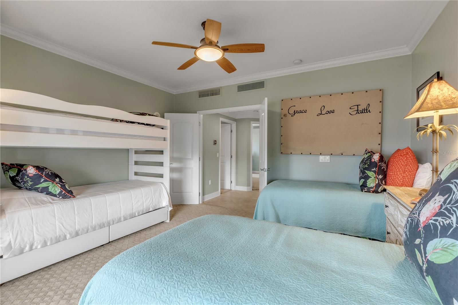 SEACREST CONDO - Residential