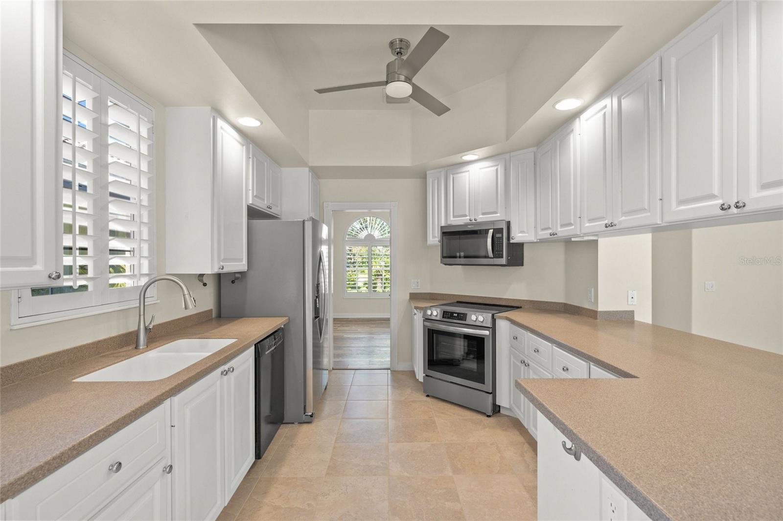5762 BENEVENTO DRIVE