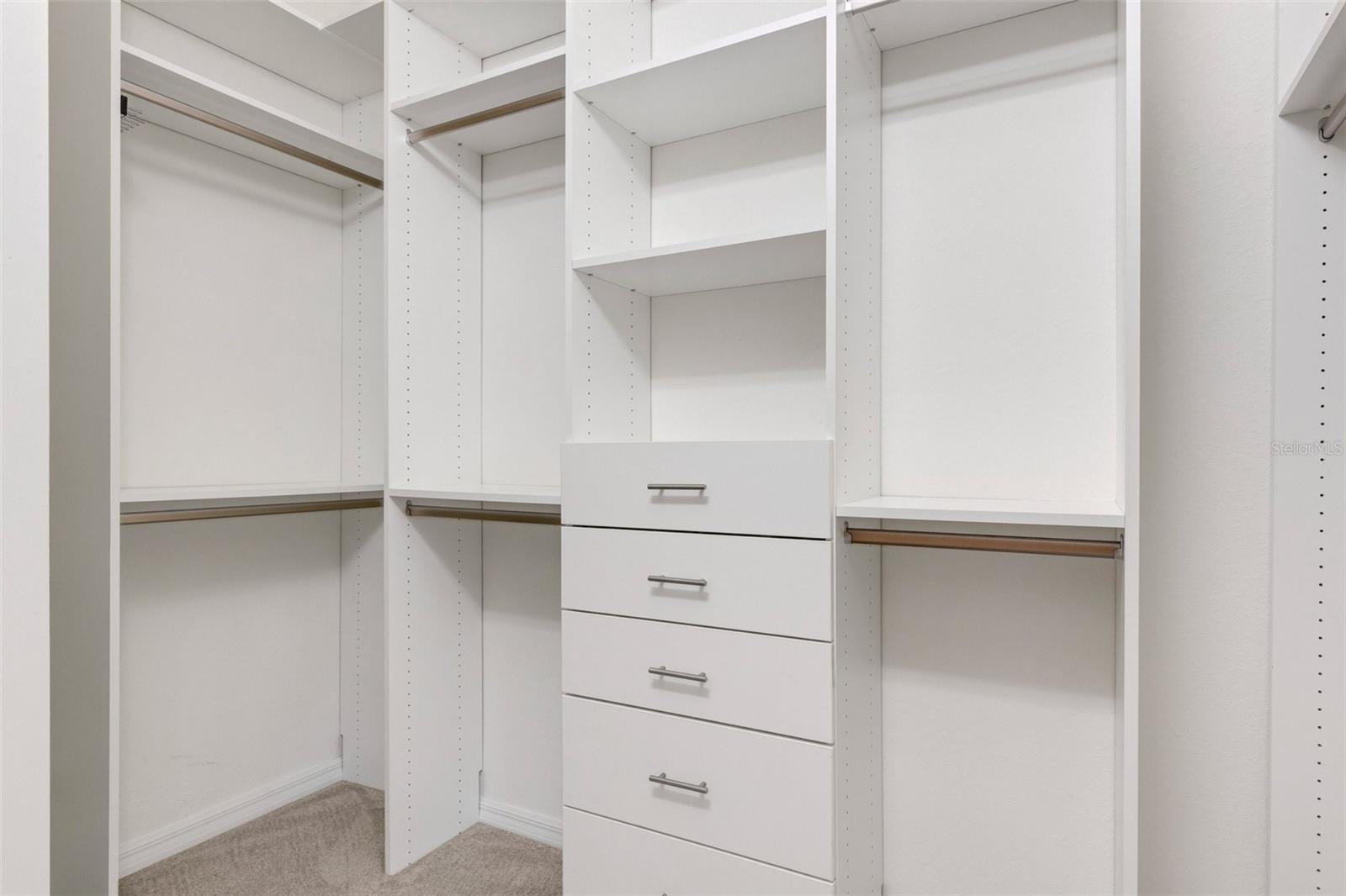 LAKEWOOD NATIONAL - Residential