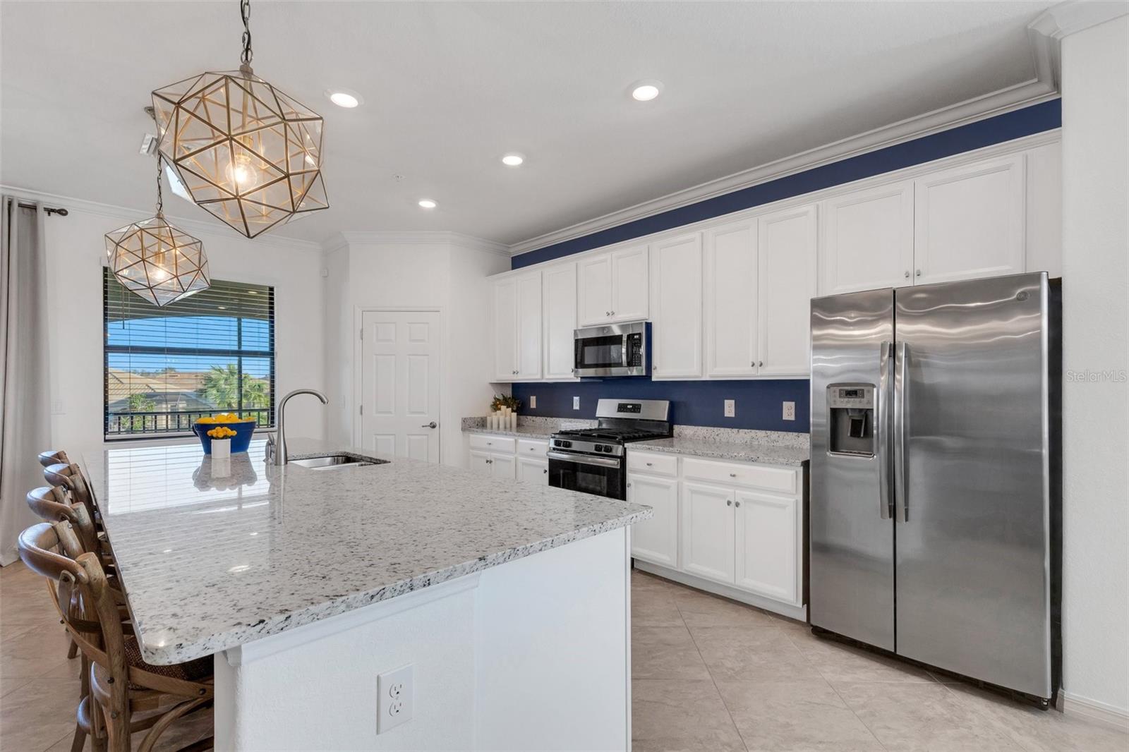 17607 GAWTHROP DRIVE 103