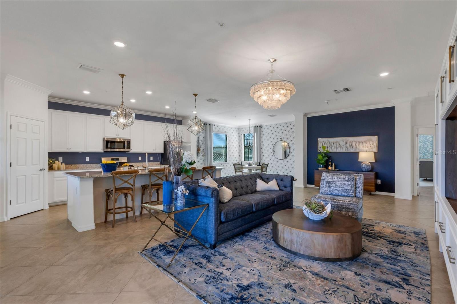 LAKEWOOD NATIONAL - Residential