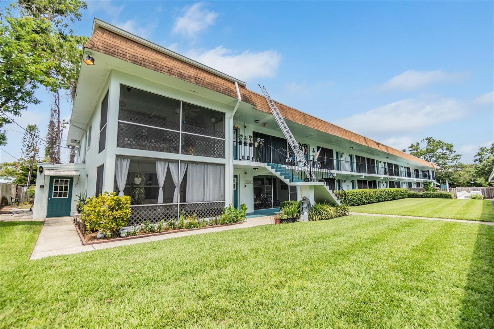 1485 LAKEVIEW ROAD 19