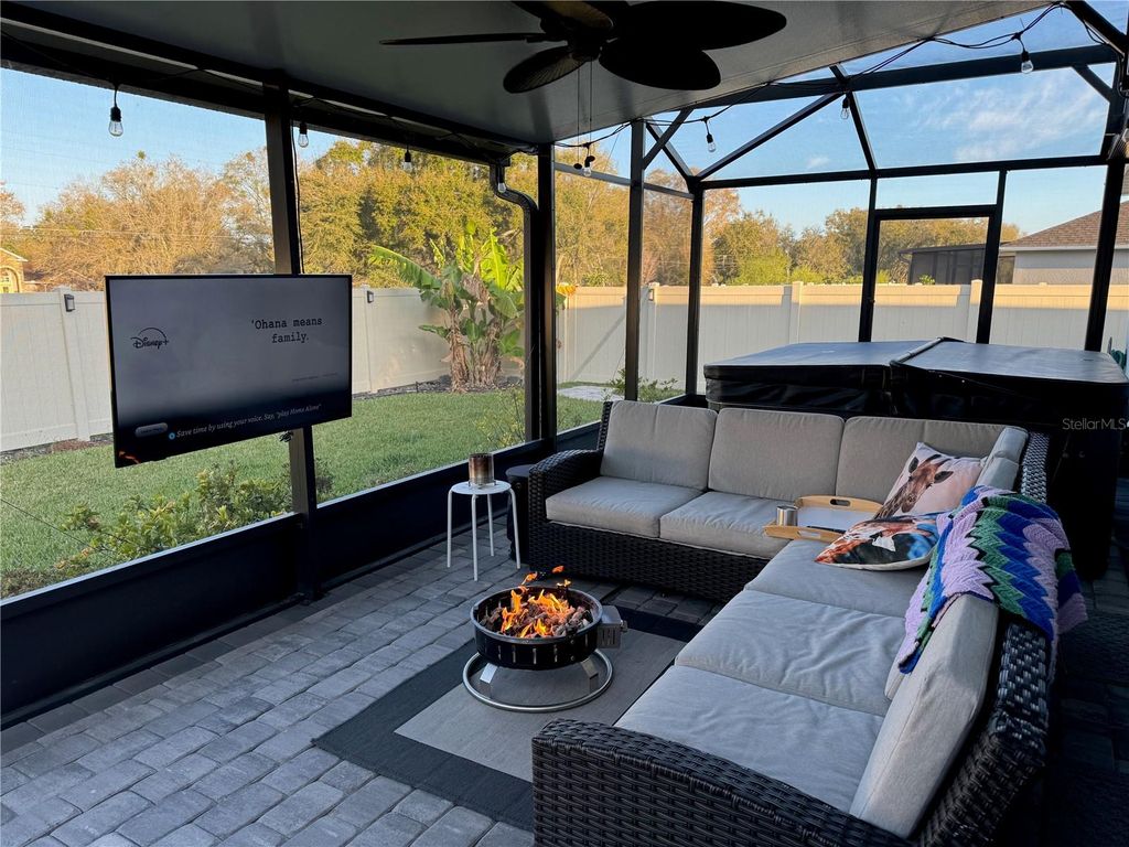 Photo of 244 Whispering Oaks Way, Auburndale, FL 33823 (MLS # S5140461)