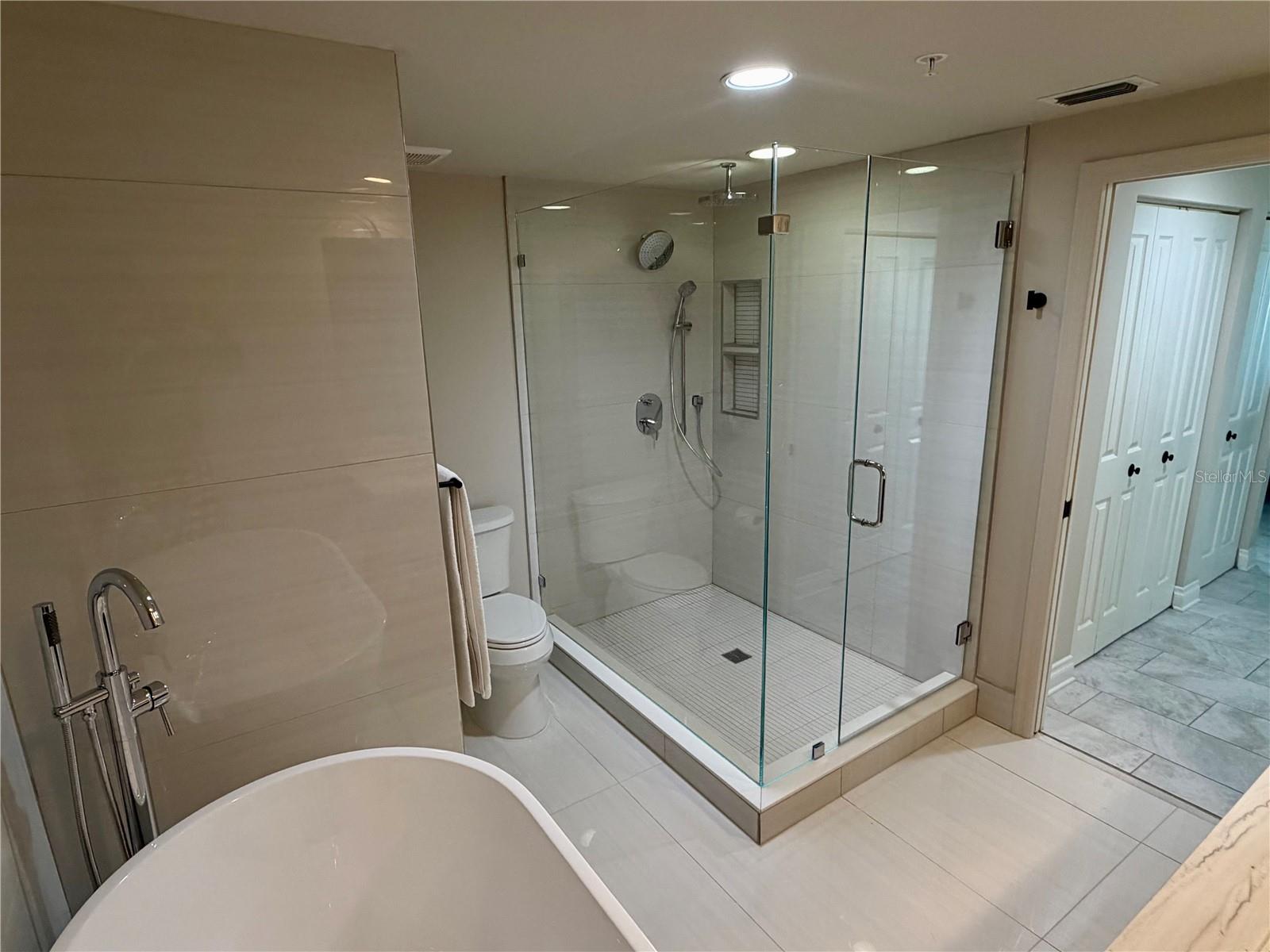 GRANDE ON SAND KEY CONDO - Residential