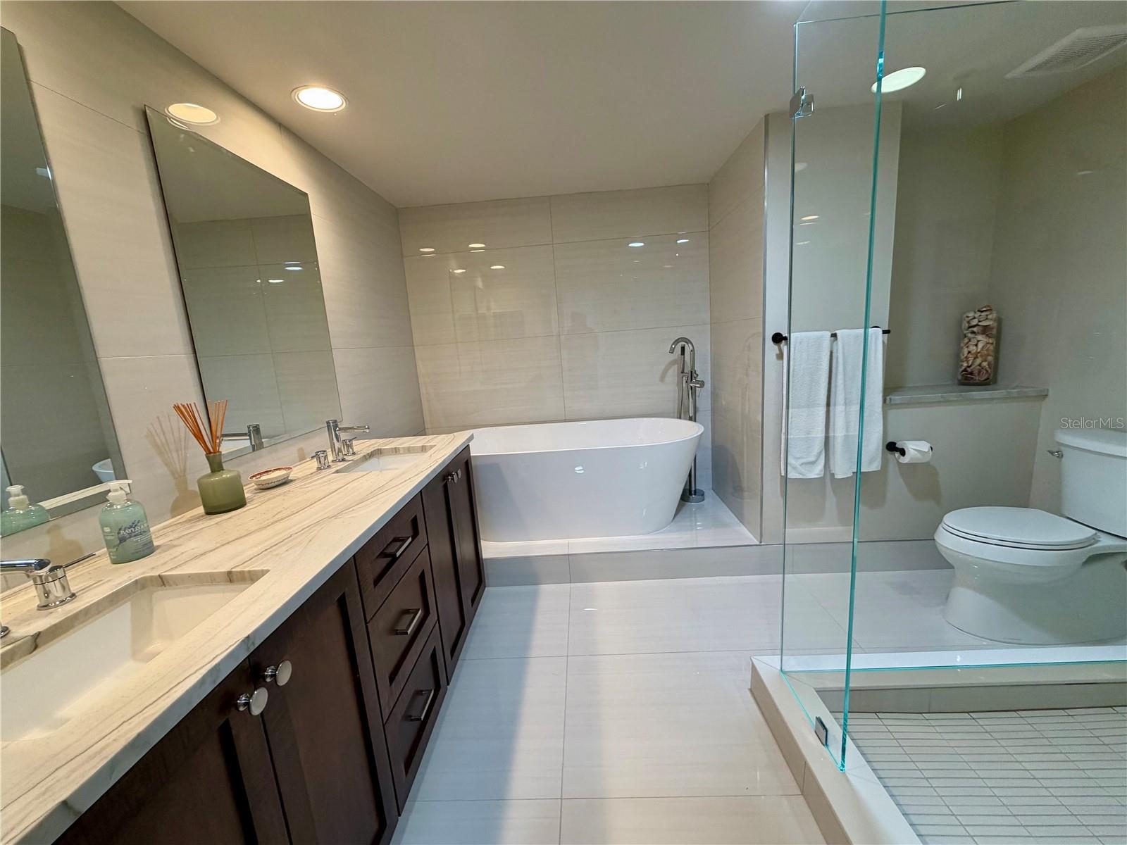 GRANDE ON SAND KEY CONDO - Residential