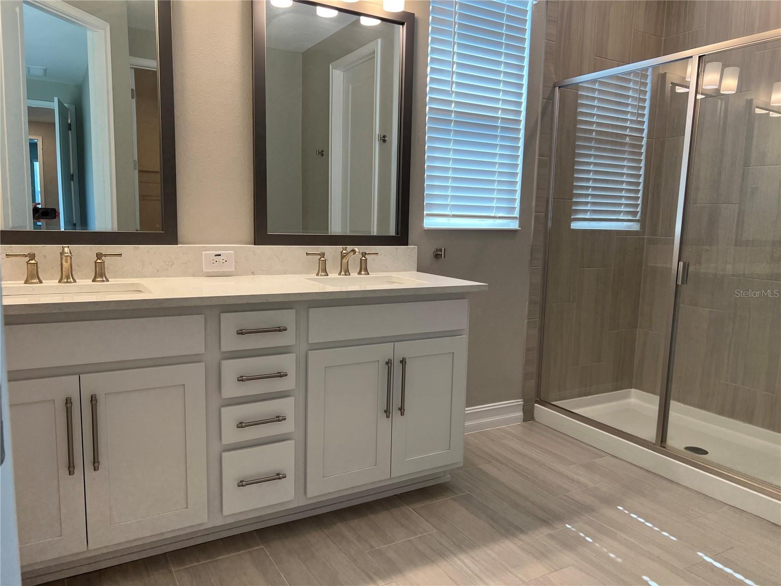 ESTANCIA PH 4 - Residential Lease