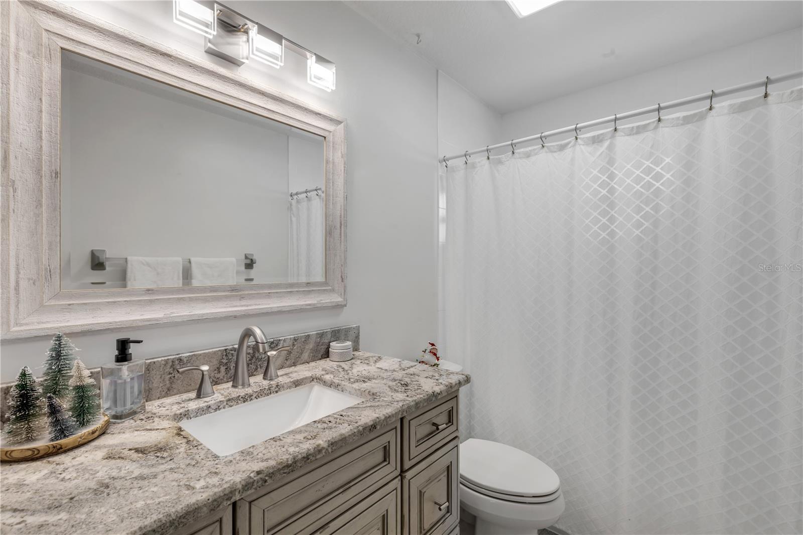 HORTON SHORES - Residential