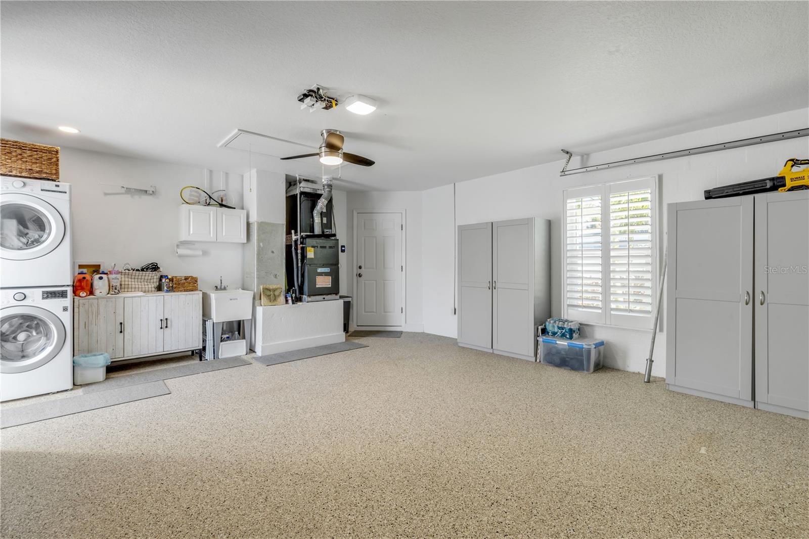 HORTON SHORES - Residential