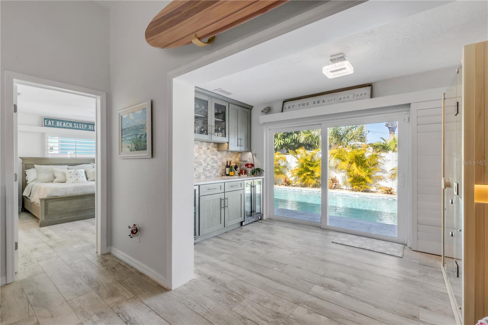 HORTON SHORES - Residential