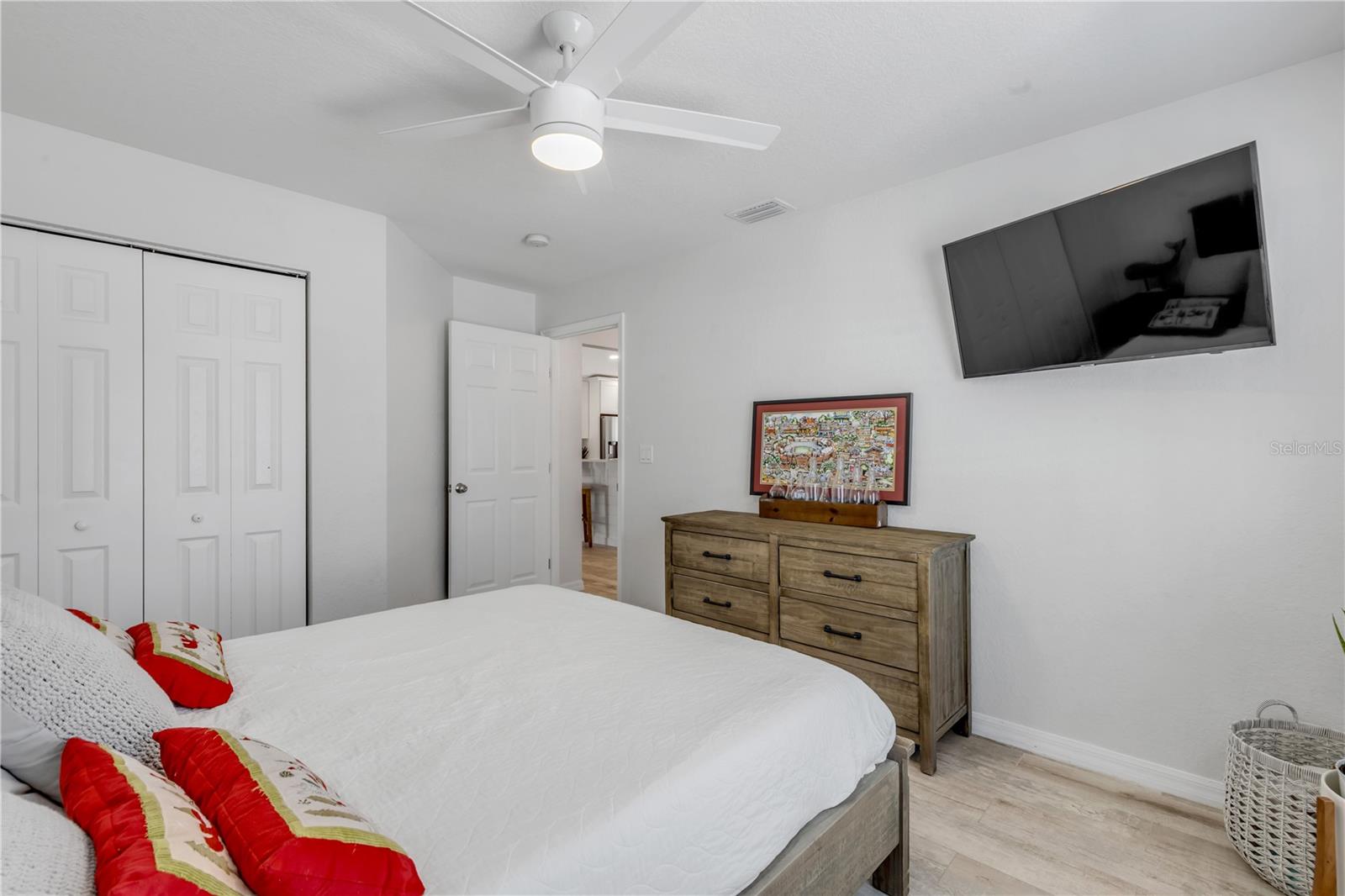 HORTON SHORES - Residential