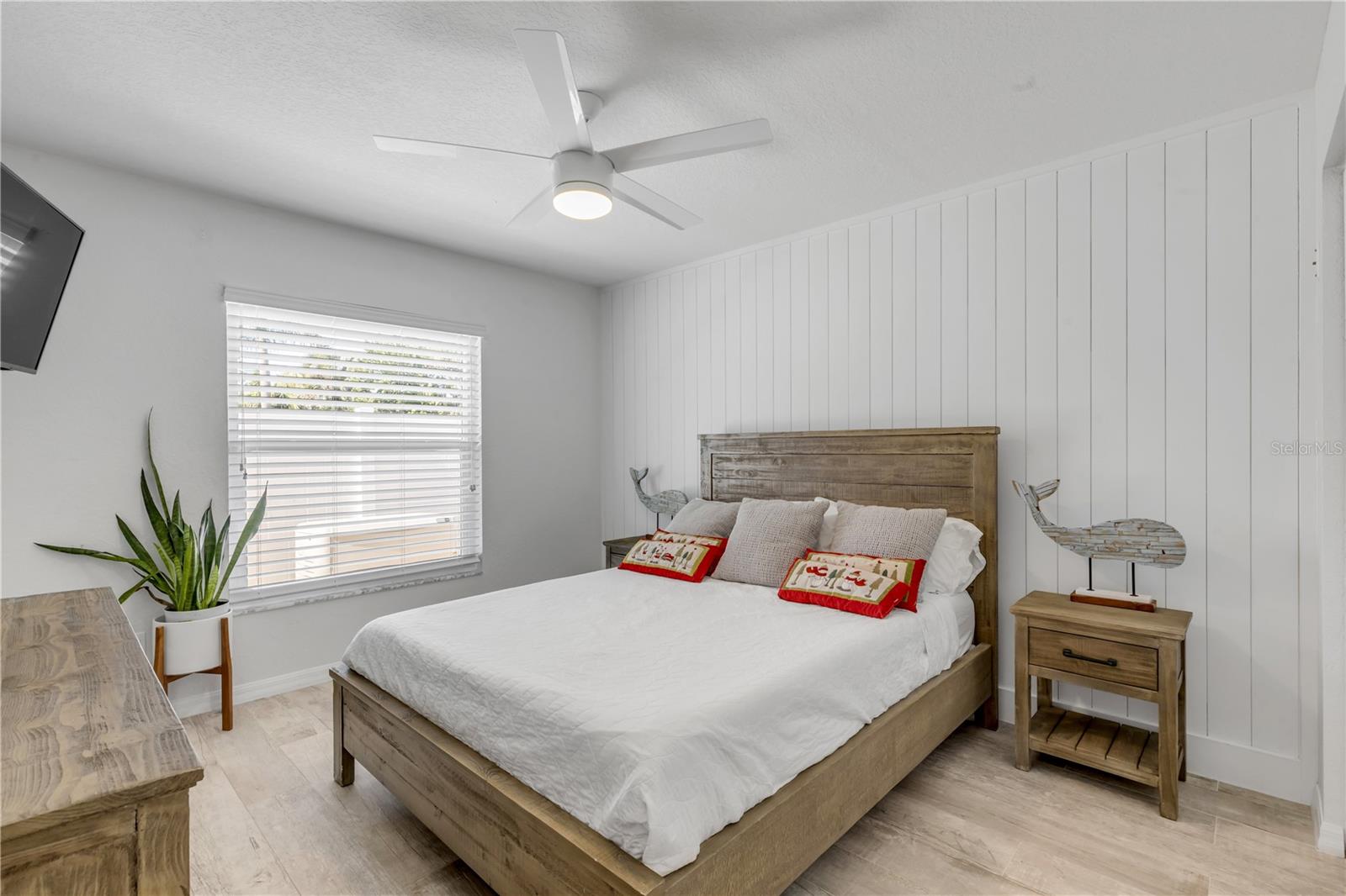 HORTON SHORES - Residential