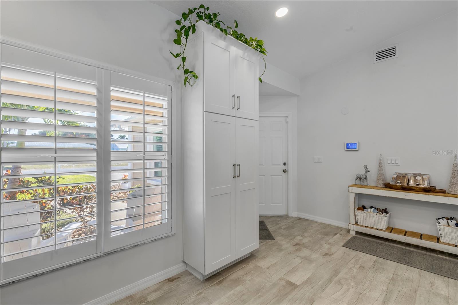 HORTON SHORES - Residential