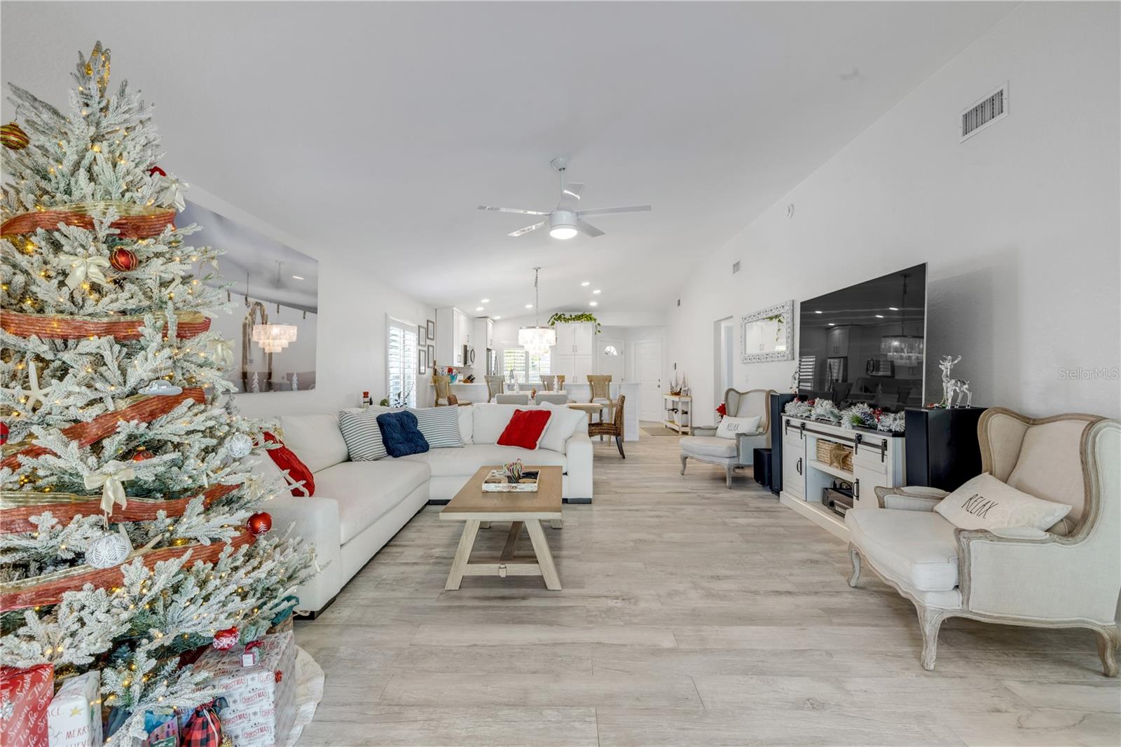 HORTON SHORES - Residential